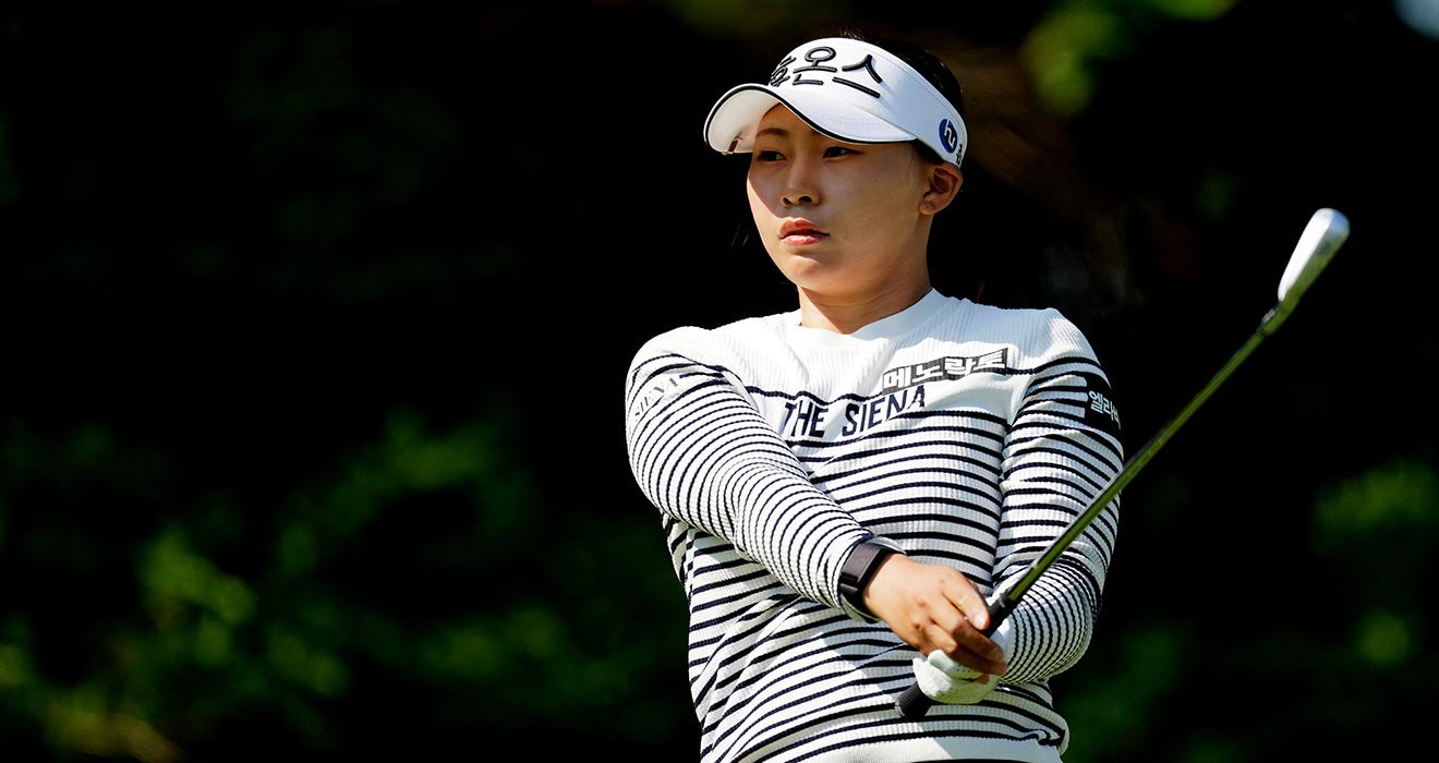 김지영2, 어둠 속에서도 흔들리지 않은 시선